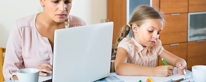 Graphiste freelance à la maison et parent, comment concilier sa vie professionnelle et personnelle ?