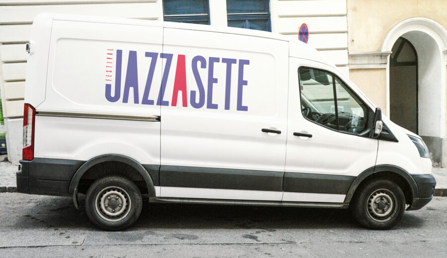 vinyle adhésif pour voiture avec logo festival jazz à sète